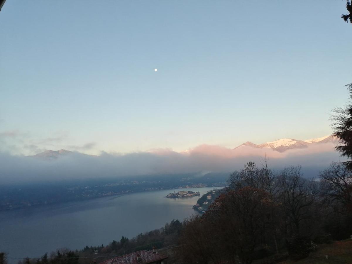 Cottage Sotto Il Faggio Centenario Ameno Luaran gambar