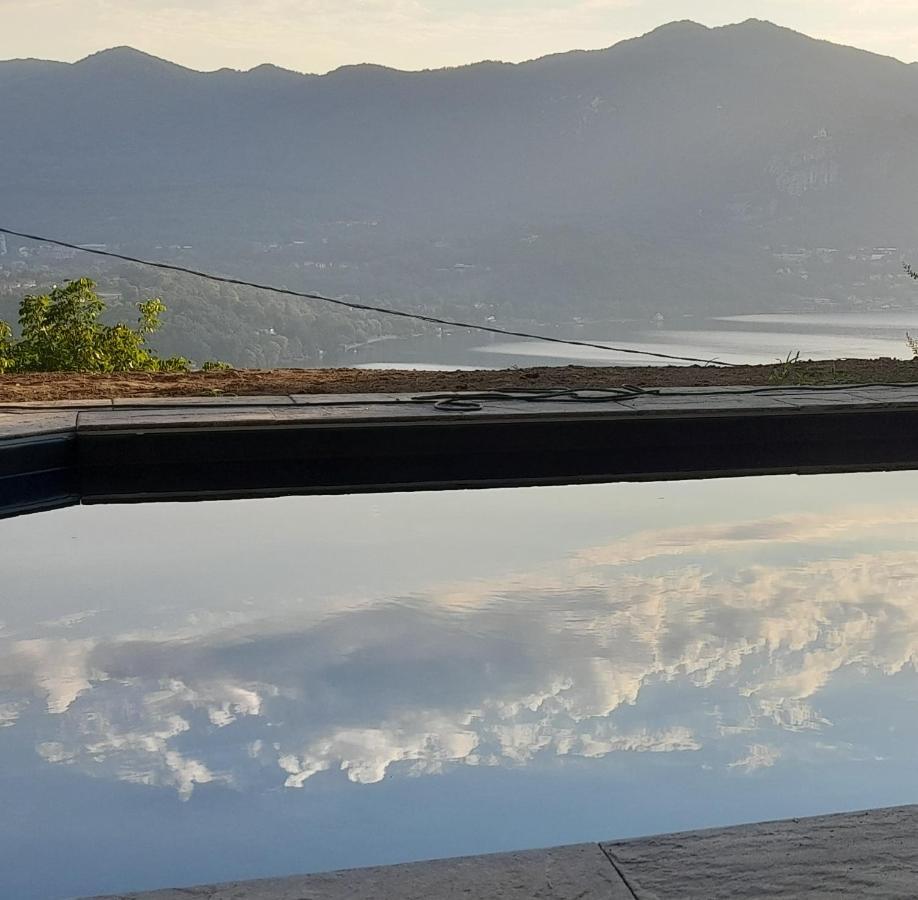 Cottage Sotto Il Faggio Centenario Ameno Luaran gambar