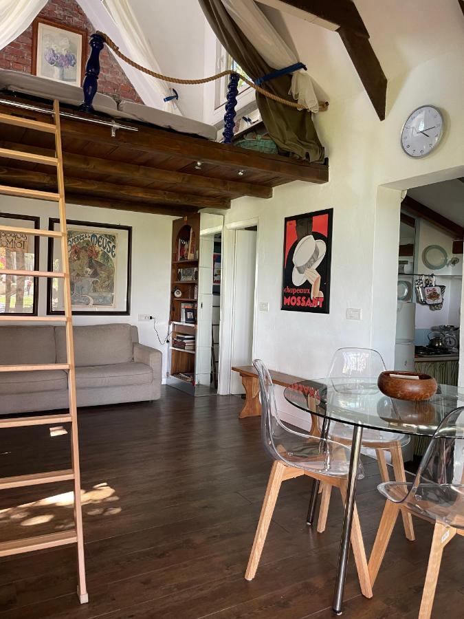 Cottage Sotto Il Faggio Centenario Ameno Luaran gambar